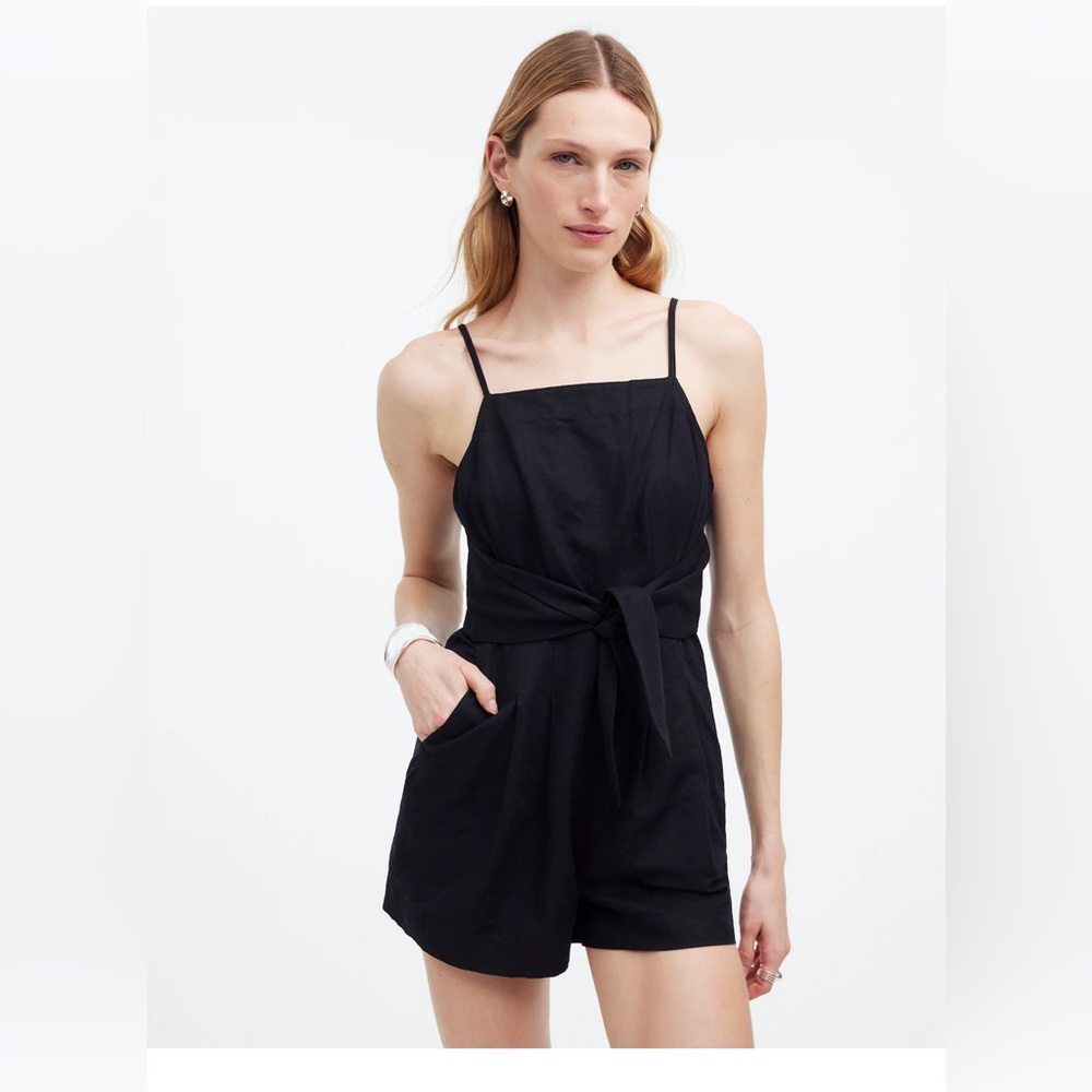 Madewell tie-waist romper size 4 black